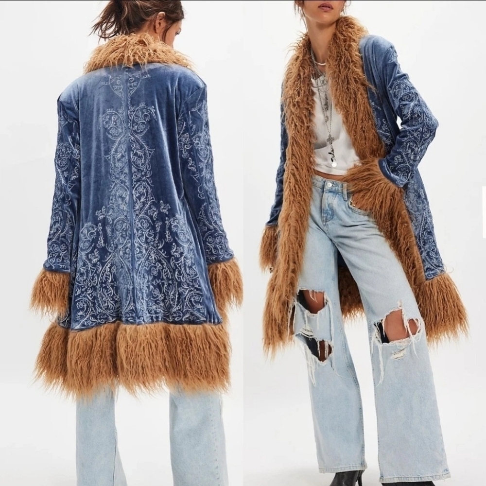 Free People Understated Moon Glow Blue Velvet Coat with Brown Faux Fur Trim - Picture 6 of 6